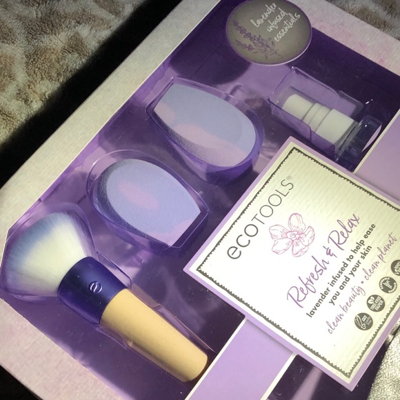 🆕 EcoTools Refresh And Relax Lavender Kit - Picture 2 of 4